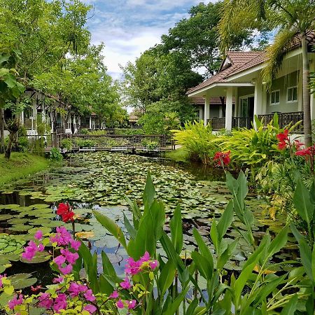 Le Charme Sukhothai Historical Park Екстер'єр фото
